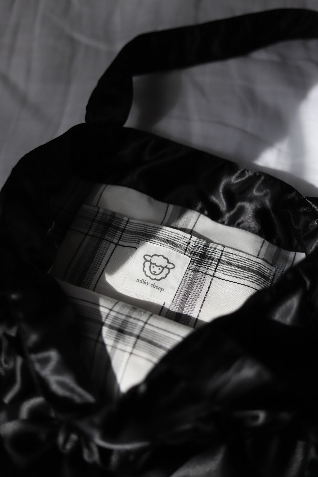 BLACK　 satin ribbon tote bag