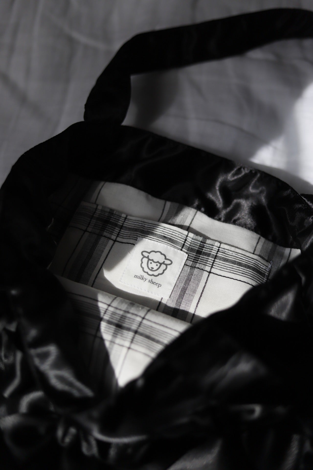 BLACK　 satin ribbon tote bag