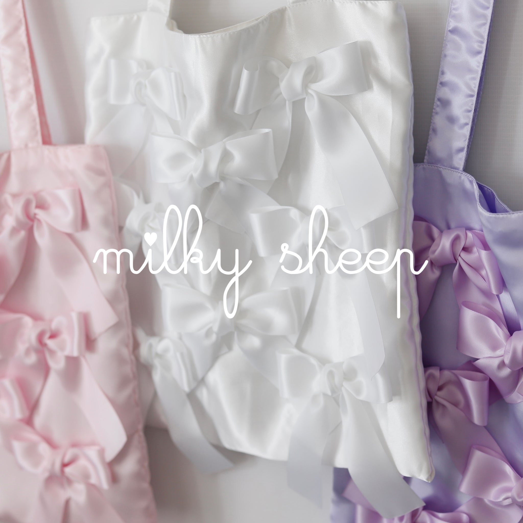 WHITE 　satin ribbon tote bag