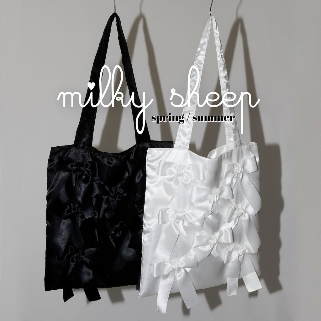 WHITE 　satin ribbon tote bag