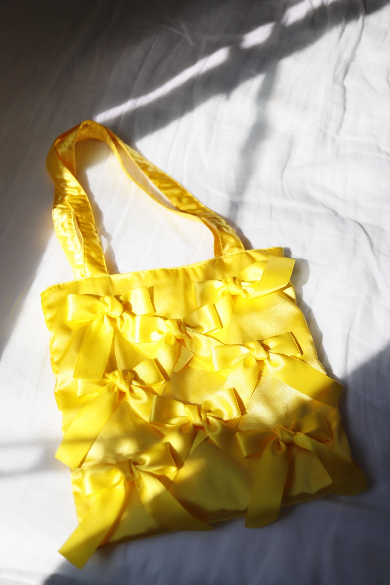 DAFFOIL YELLOW satten ribbon tote bag
